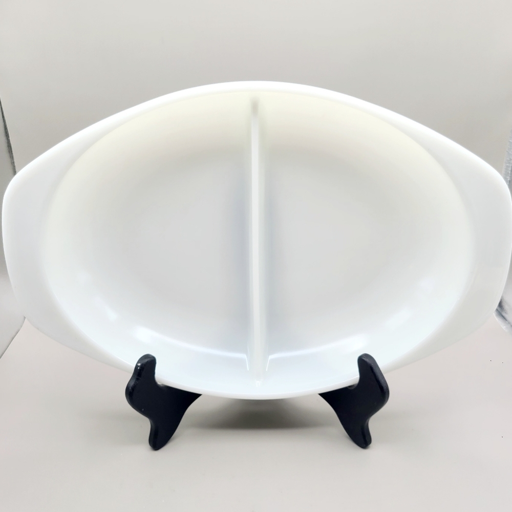 Vintage Pyrex Divided Casserole Dish White Milk Glass #1063 11/2 Qt